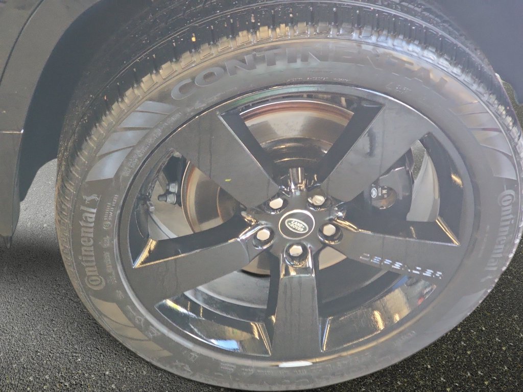 Used 2022 Land Rover Defender 110 V8 AWD/4WD image 34
