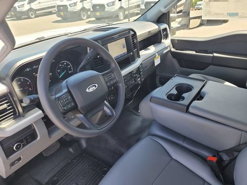 New 2026 Ford F350 XL w/ XL Chrome Package RWD image 7