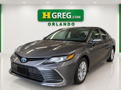 Used 2023 Toyota Camry LE FWD image 6