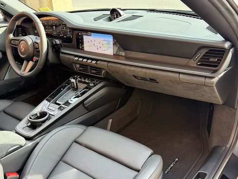 Certified 2026 Porsche 911 Targa 4 GTS w/ Premium Package image 23