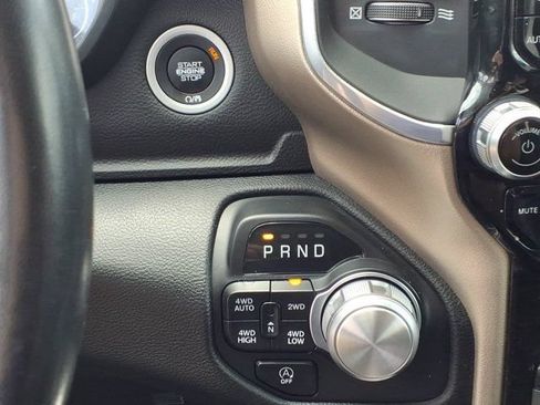 Used 2020 RAM 1500 Laramie AWD/4WD image 14