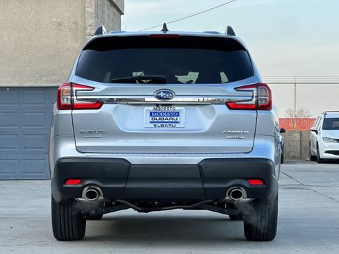 New 2026 Subaru Ascent Limited image 4
