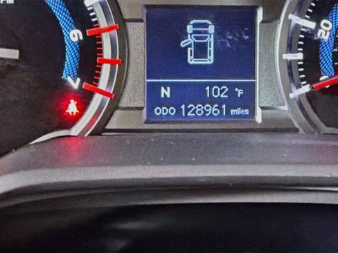 Used 2014 Toyota 4Runner Limited RWD image 19