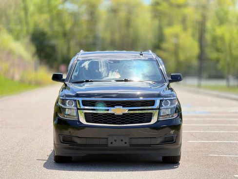Used 2020 Chevrolet Suburban LT AWD/4WD image 2