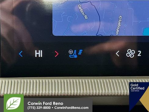 Certified 2025 Ford Explorer Platinum w/ LUX Leather Package image 25