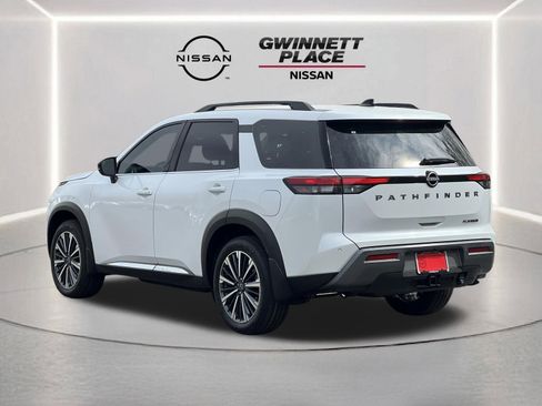 New 2026 Nissan Pathfinder Platinum FWD image 26