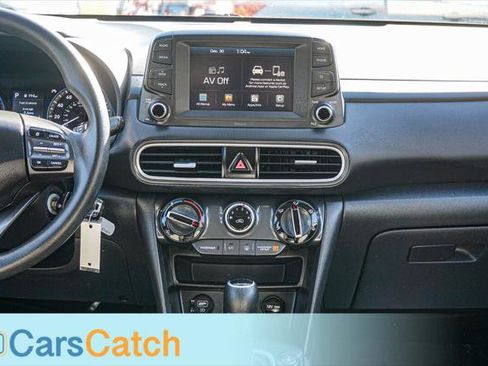 Used 2021 Hyundai Kona SE image 24