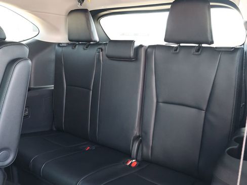 New 2026 Toyota Highlander Limited image 33