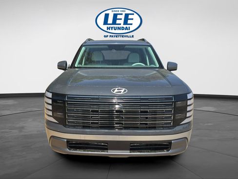 New 2026 Hyundai Palisade SEL FWD image 2