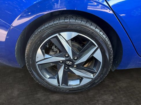 Used 2023 Hyundai Elantra Limited FWD image 40