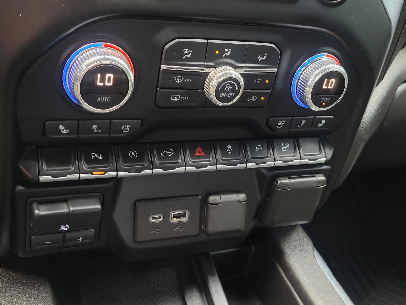 Used 2020 GMC Sierra 1500 SLT AWD/4WD image 27