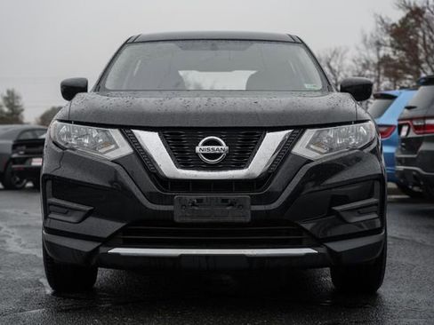 Used 2017 Nissan Rogue S image 3