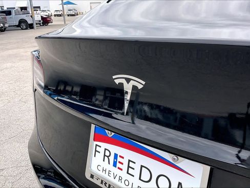 Used 2018 Tesla Model 3 Long Range image 32