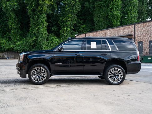 Used 2016 GMC Yukon SLE RWD image 4