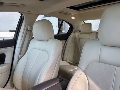 Used 2015 Lincoln MKS AWD w/ Equipment Group 101A image 23