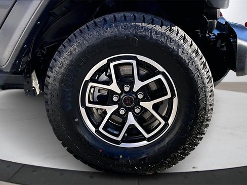 Certified 2024 Jeep Wrangler Unlimited Rubicon image 32