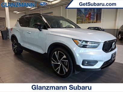 Used 2021 Volvo XC40 T5 R-Design w/ Climate Package