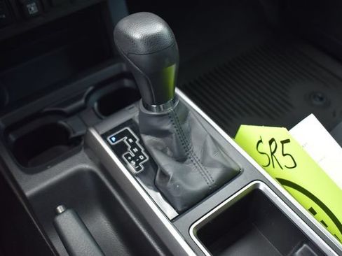 Used 2022 Toyota Tacoma SR5 w/ Trail Edition AWD/4WD image 27