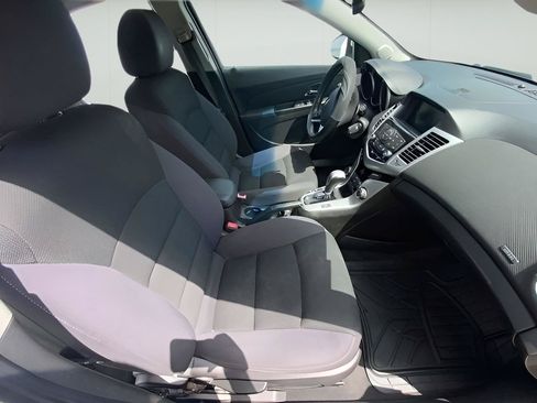 Used 2014 Chevrolet Cruze LT FWD image 33