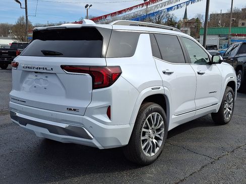 New 2026 GMC Terrain Denali AWD/4WD image 4