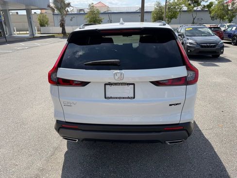 Used 2025 Honda CR-V Sport image 6