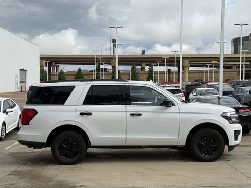 Used 2023 Ford Expedition XL RWD image 3