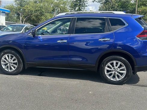 Used 2018 Nissan Rogue SV FWD image 14