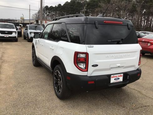New 2025 Ford Bronco Sport Outer Banks AWD/4WD image 15