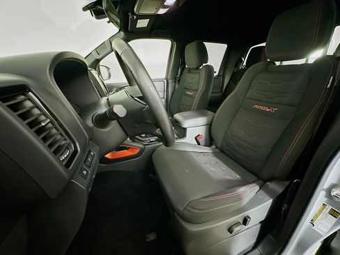 Used 2023 Nissan Frontier Pro-X w/ Pro Convenience Package RWD image 13