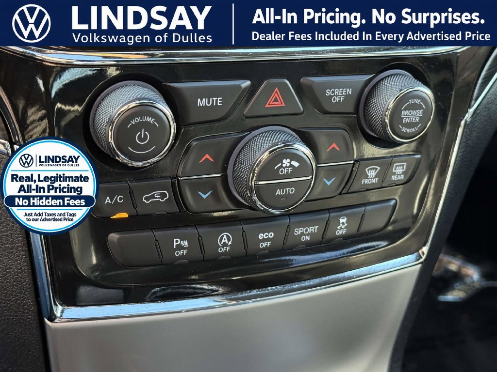 Used 2021 Jeep Grand Cherokee Limited w/ Premium Lighting Group AWD/4WD image 19