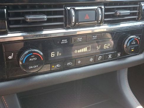 Used 2023 Nissan Pathfinder Rock Creek AWD/4WD image 17