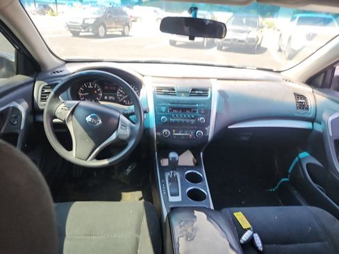 Used 2015 Nissan Altima 2.5 S w/ Power Driver Seat Package FWD image 13