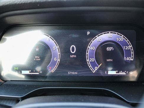 Used 2025 Jeep Grand Cherokee Laredo X image 23