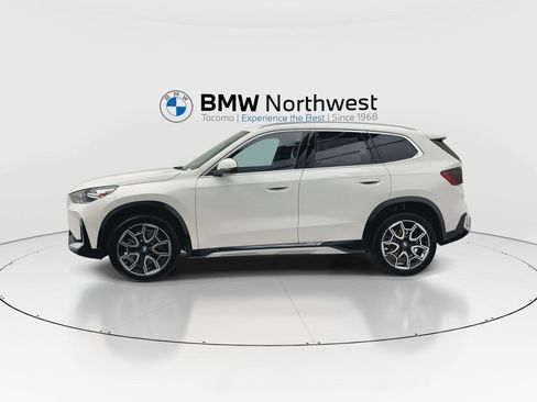 Used 2025 BMW X1 xDrive28i w/ Technology Package image 10