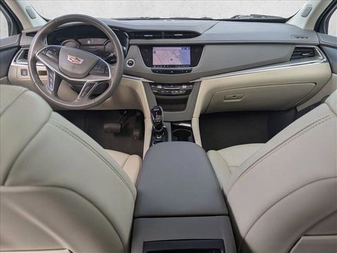 Used 2021 Cadillac XT5 Premium Luxury w/ LPO, Floor Liner Package image 20