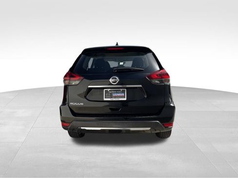 Used 2018 Nissan Rogue S FWD image 6