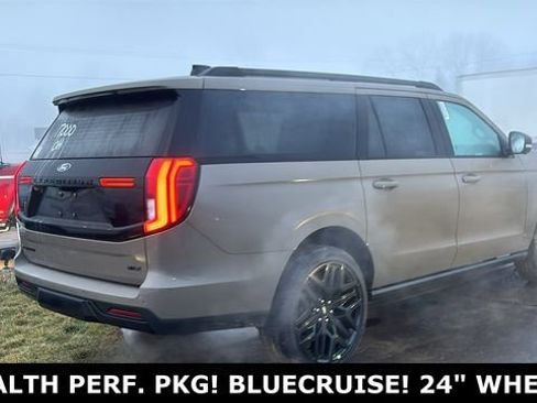 New 2026 Ford Expedition Max Platinum w/ Stealth Performance Package image 25