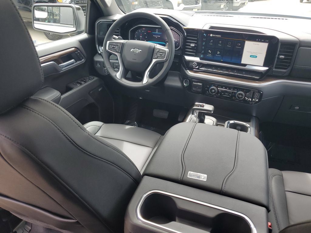 New 2026 Chevrolet Silverado 1500 RST w/ Z71 Off-Road Package AWD/4WD image 12