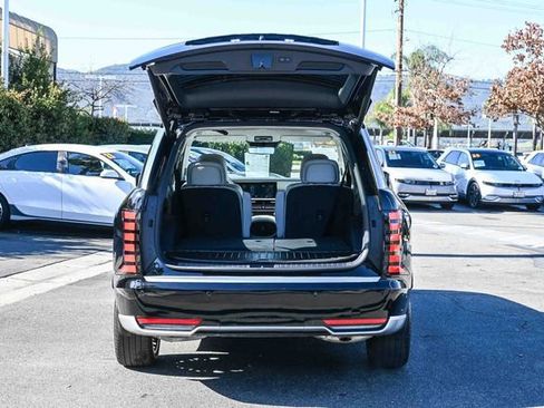 Certified 2026 Hyundai Palisade Calligraphy image 9