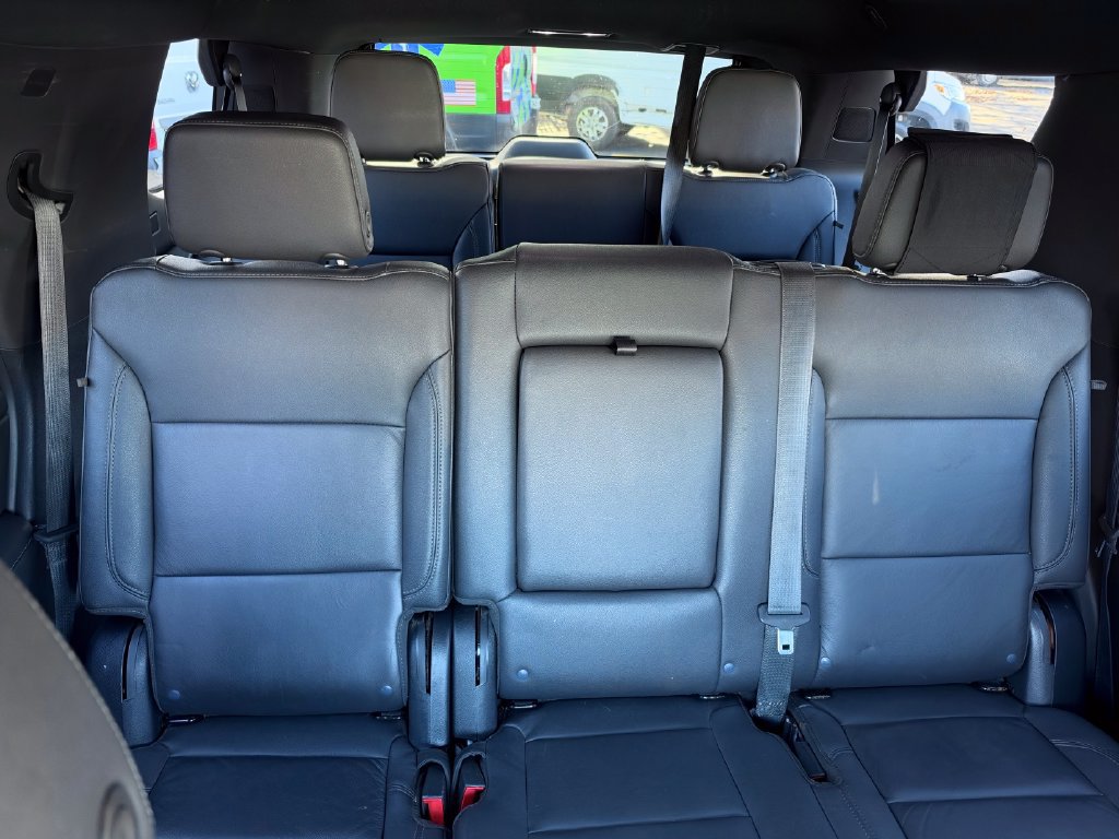 Used 2023 Chevrolet Tahoe LT AWD/4WD image 16