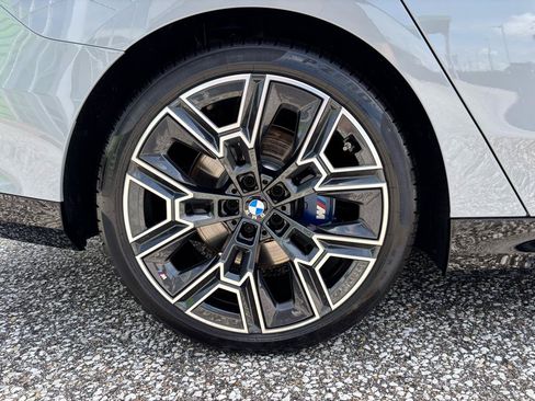 Used 2026 BMW 530i w/ M Sport Package RWD image 29