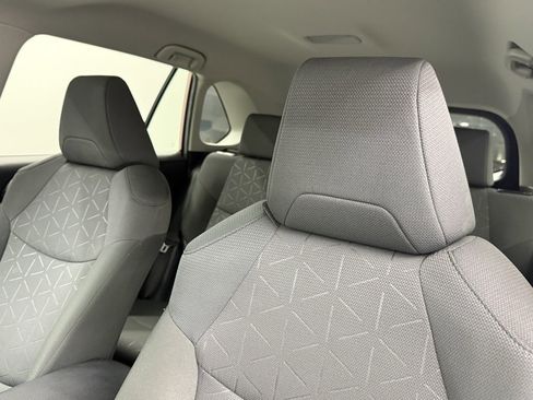 Used 2023 Toyota RAV4 XLE image 18