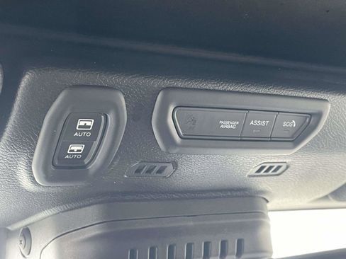 Used 2022 Jeep Wrangler Unlimited Sahara w/ Cold Weather Group image 13