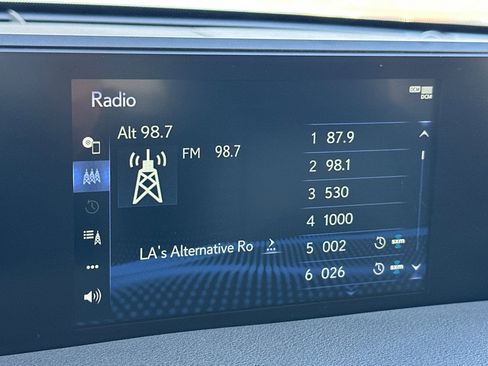 Used 2021 Lexus UX 250h w/ Accessory Package (Z2) image 18