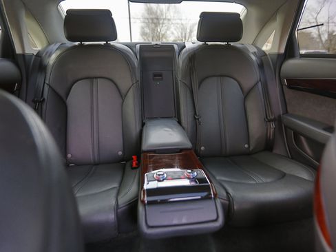 Used 2013 Audi A8 L 3.0T image 17