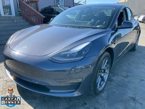 Used 2022 Tesla Model 3 Long Range AWD/4WD image 95