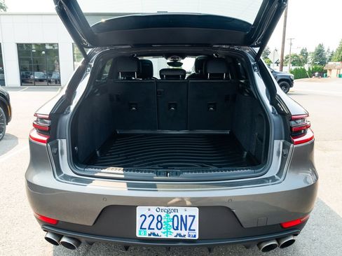 Used 2017 Porsche Macan S AWD/4WD image 8