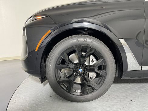 Used 2026 BMW X7 xDrive40i image 11