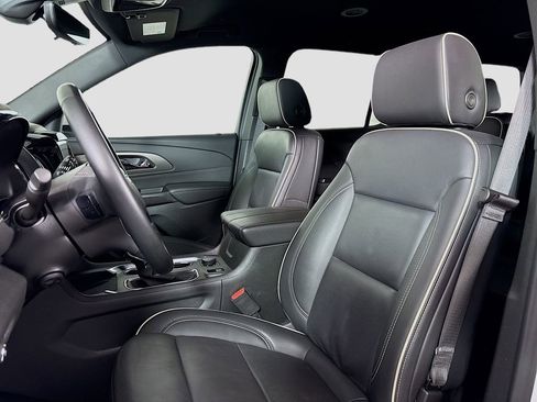 Certified 2023 Chevrolet Traverse Premier image 24