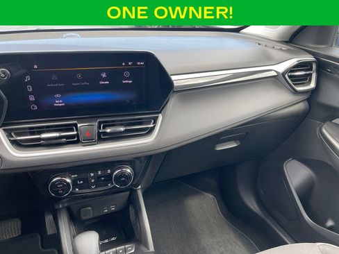 Used 2024 Chevrolet TrailBlazer LT w/ Convenience Package AWD/4WD image 23